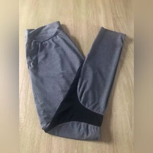 NWOT … Black & Gray “Size: S/M” Leggings